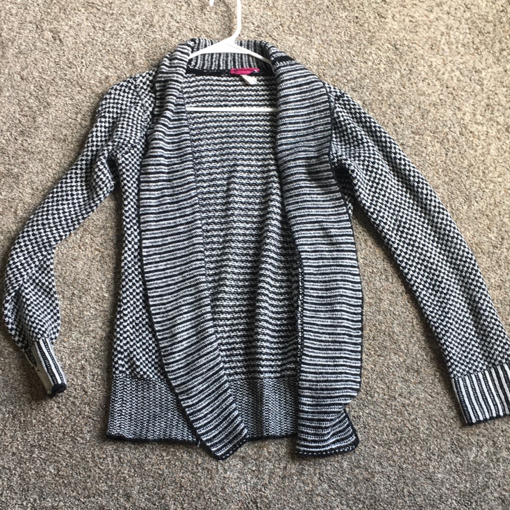 Black & white cardigan - Picture 2 of 4